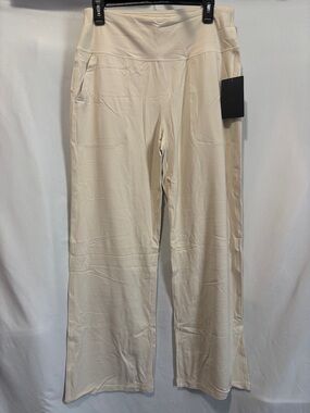 Wide-Leg Pull-On Pants in Cream — Effortless Everyday Style